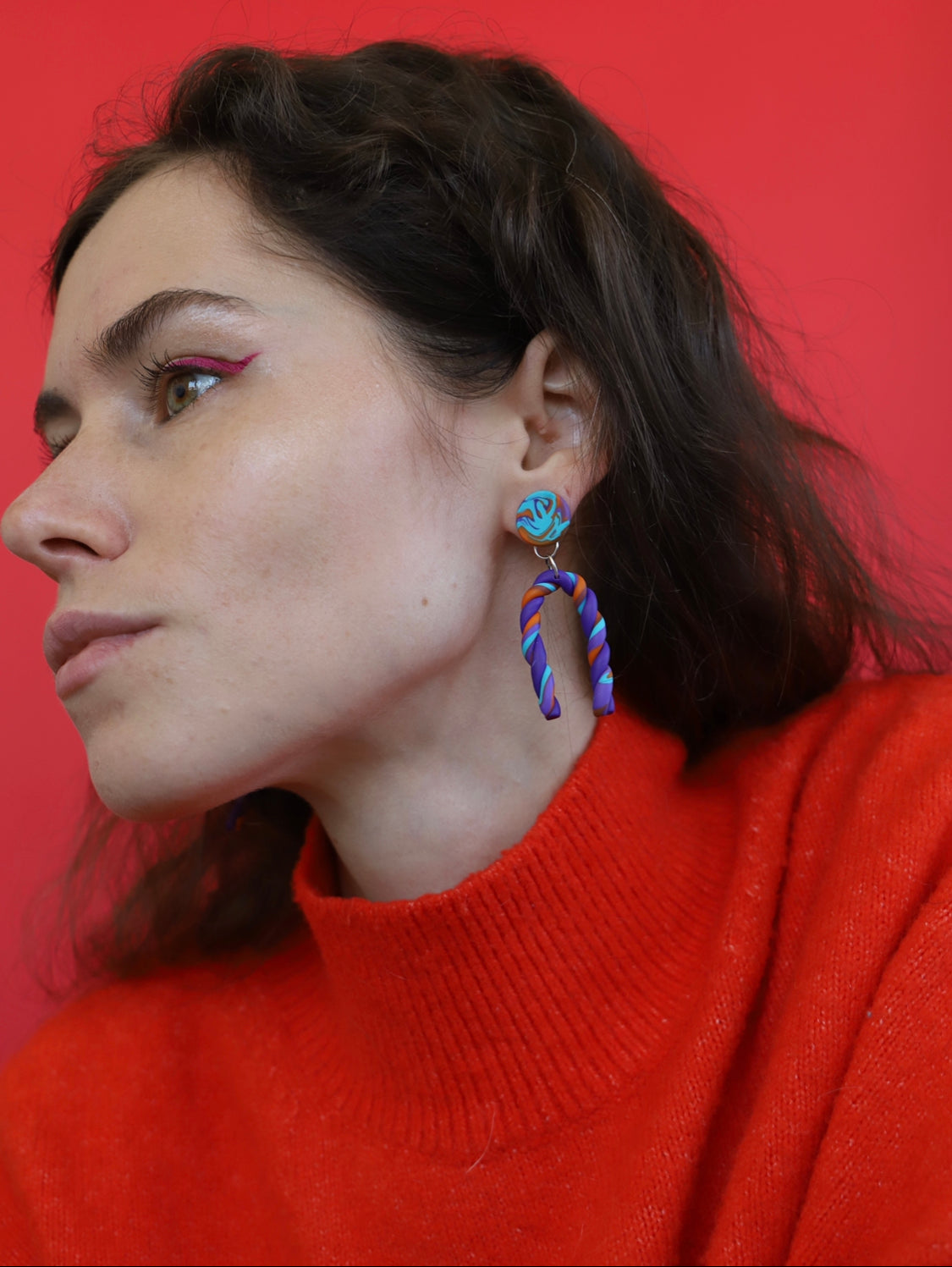 Violet orange twisted earrings