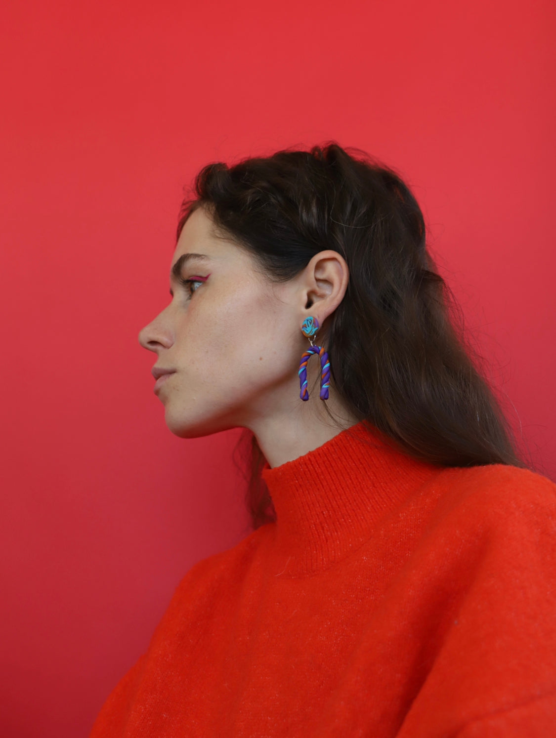 Violet orange twisted earrings